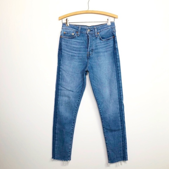 𝅺Levi’s wedgie skinny raw hem high rise, button fly jeans - Picture 1 of 9